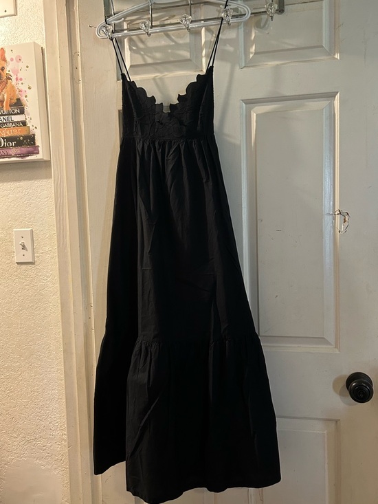 Zara Dresses & Skirts - Zara Black Scalloped Neck Maxi Dress with Spaghetti Straps